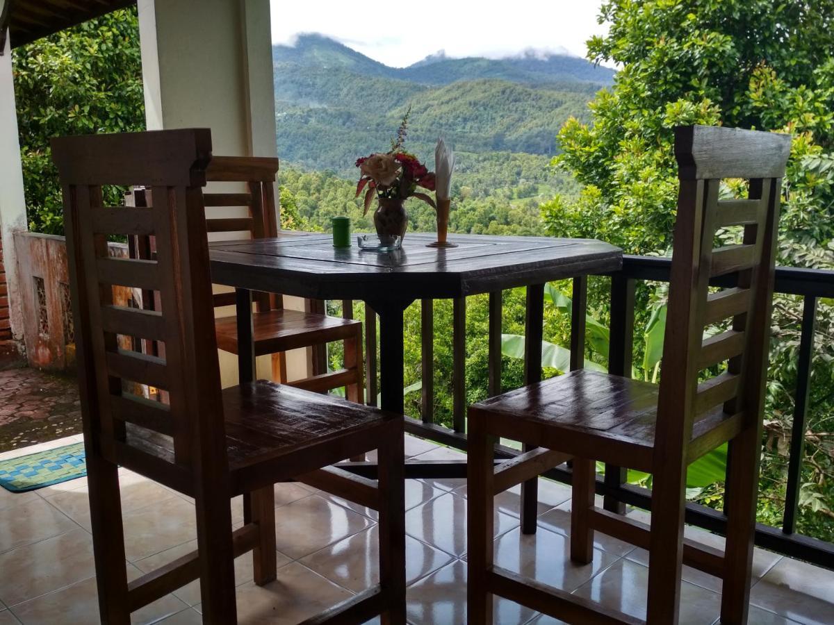 Made Homestay Munduk Exterior photo