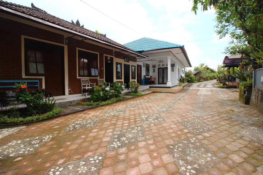 Made Homestay Munduk Exterior photo